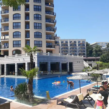 Private In Dolce Vita Apartment Goldstrand